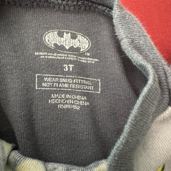 Batman pajama set - Picture 3 of 3